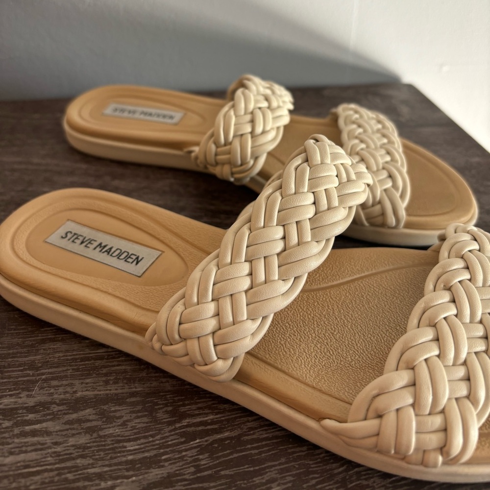 Steve Madden White Rope slides